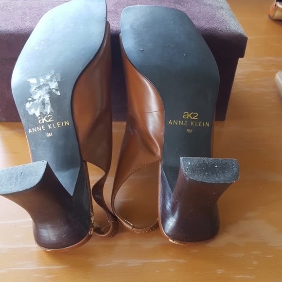 Shoes - Picture 7 of 7